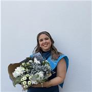 Profesora apta para todos las edades y niños